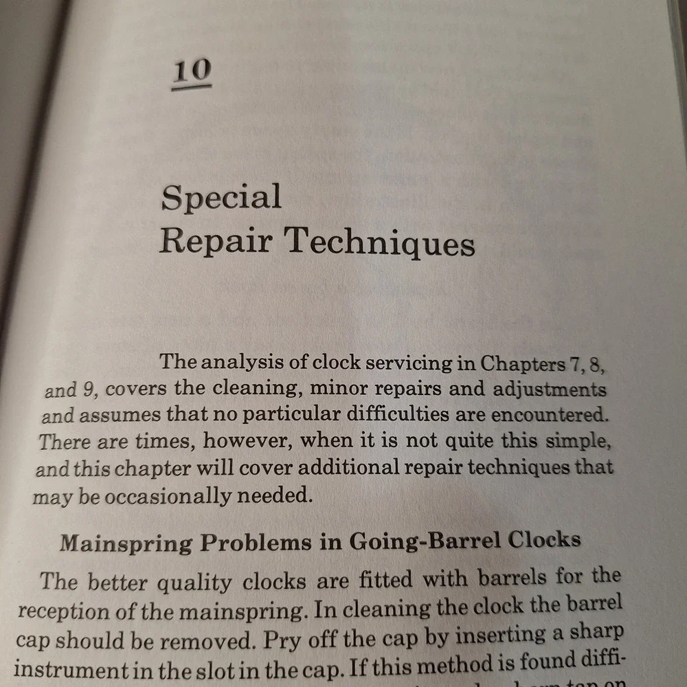 Clock Repairing as a Hobby Harold C Kelly Illustrated Beginner‎ Guide Book